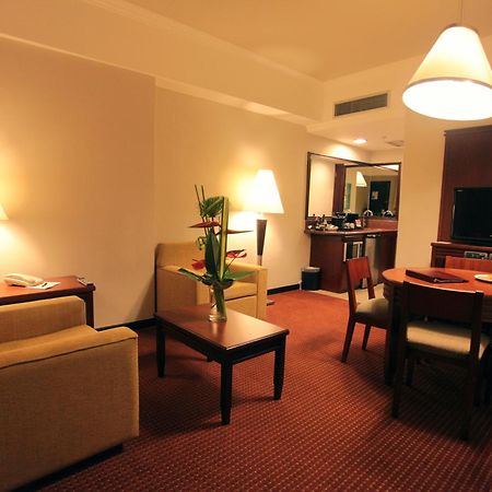 Executive Suites Valencia Room photo