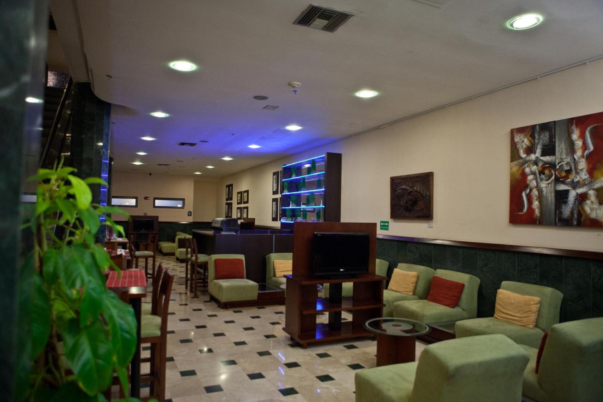 Executive Suites Valencia Exterior photo
