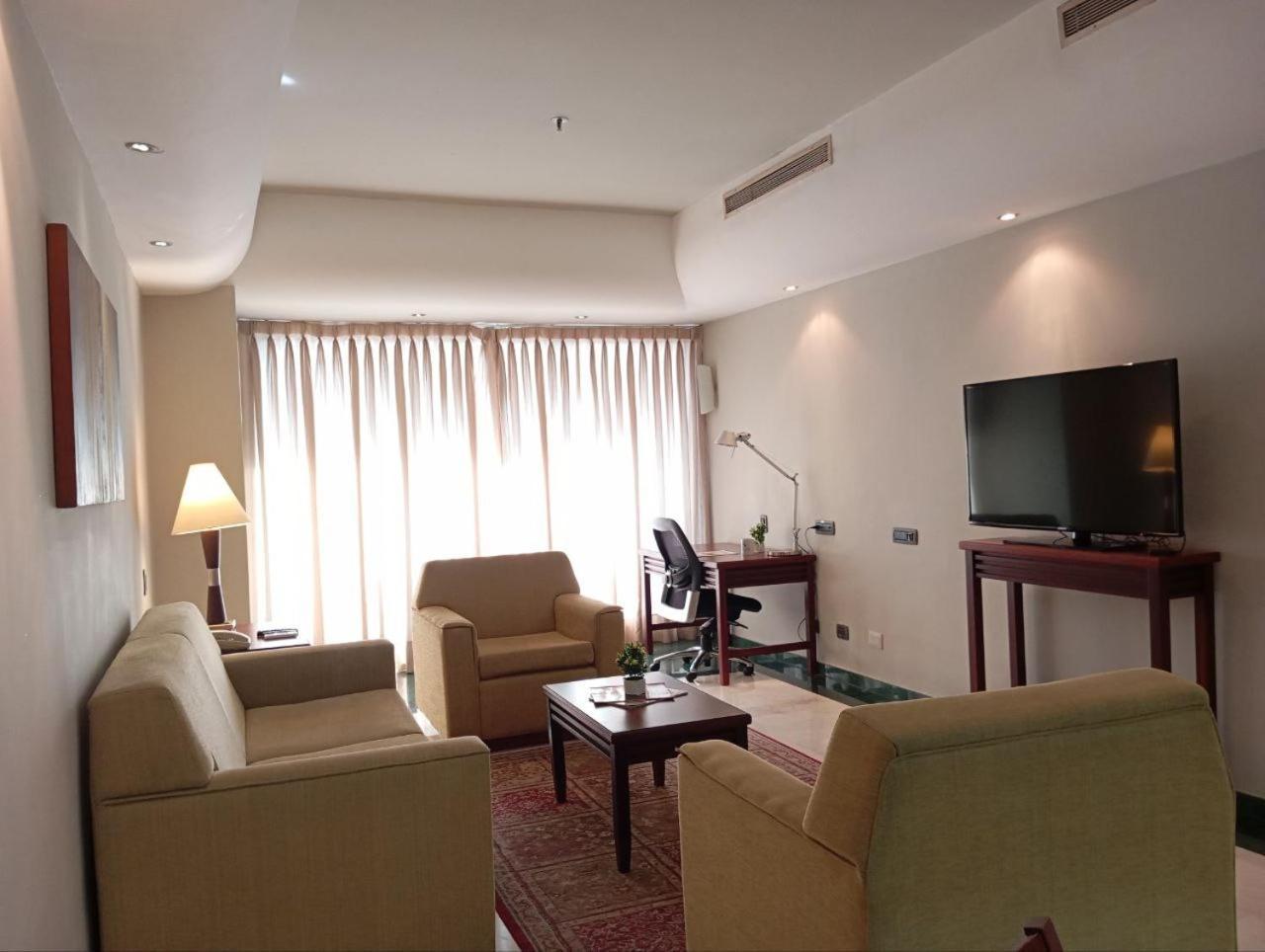 Executive Suites Valencia Exterior photo